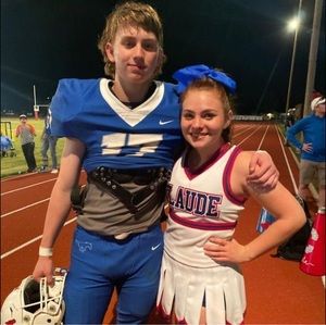 Meet your Posher, Christian